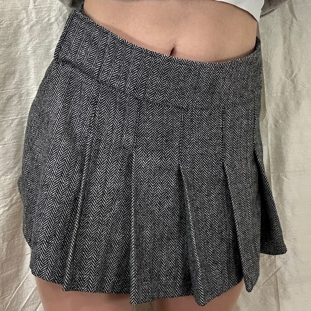 VTG Y2K Insight Gray Cream Herringbone Tweed Pleated Wrap Low-Rise Mini Skirt 12